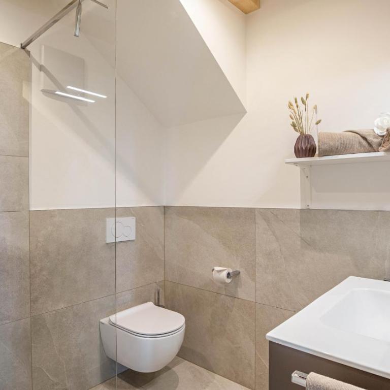 Meine Bleibe Apartment Olive - Appartamento Deluxe con 2 Camere da Letto e Vista Giardino - 23