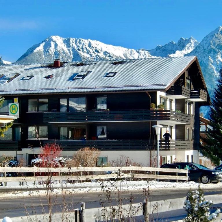 Ferienwohnung Bergrose - Studio mit Terrasse - 27