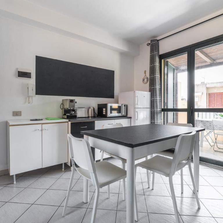 Casa Vacanza Casi 2 - Two-Bedroom House - 13