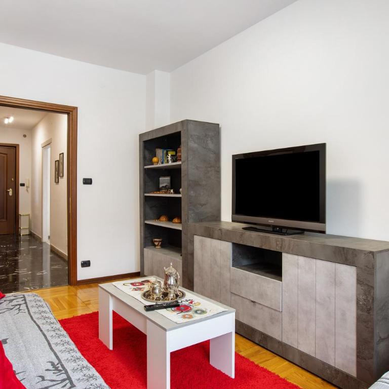 Casa Rosa Aosta - Appartamento Deluxe con 2 Camere da Letto e Balcone - 5