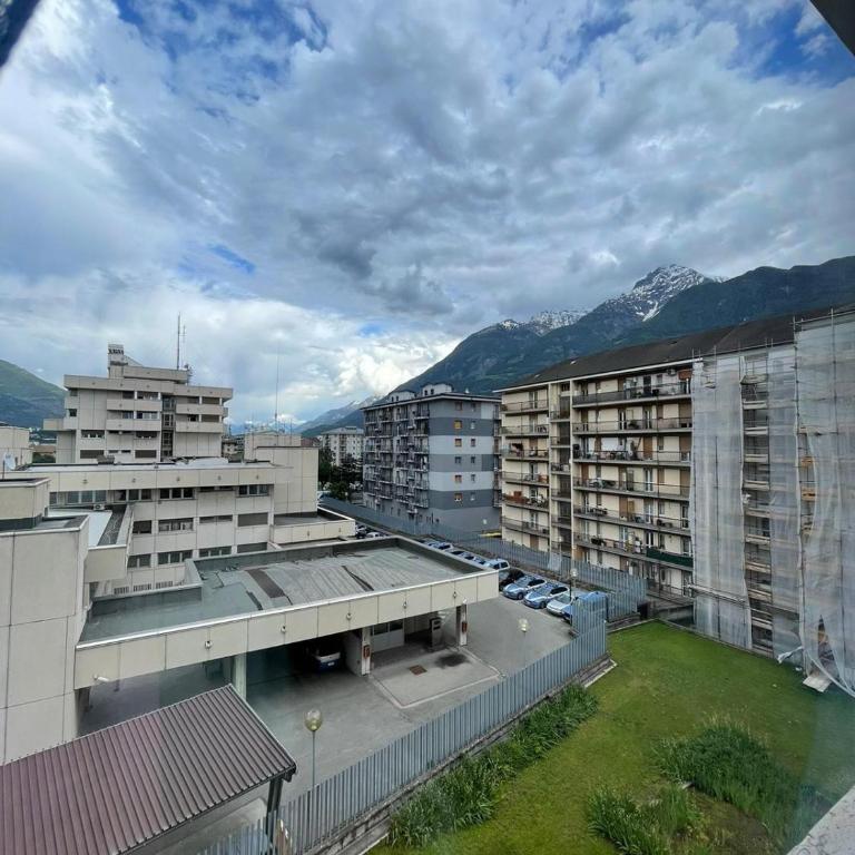 Casa Rosa Aosta - Appartamento Deluxe con 2 Camere da Letto e Balcone - 22