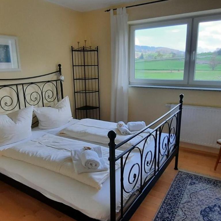 Ferienwohnung Panoramablick - Apartment mit 3 Schlafzimmern und Bergblick - 30