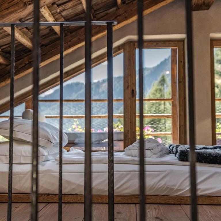 Dolomites Luxe Cesa Del Louf - Villa with Garden View - 19