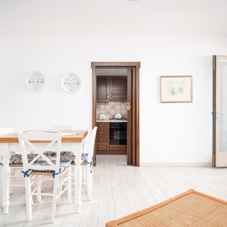 Casa Serra - Appartamento Deluxe con 2 Camere da Letto e Balcone - 14