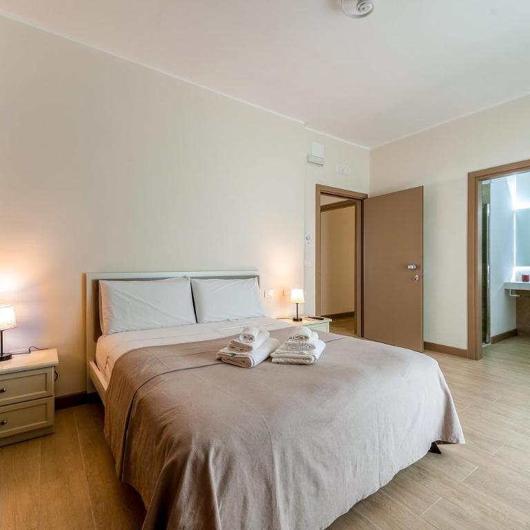 Victoria's Home Lecce - Appartamento Premium con 3 Camere da Letto e Balcone - 20
