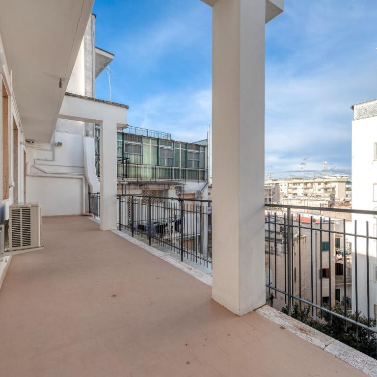 Victoria's Home Lecce - Appartamento Premium con 3 Camere da Letto e Balcone - 34