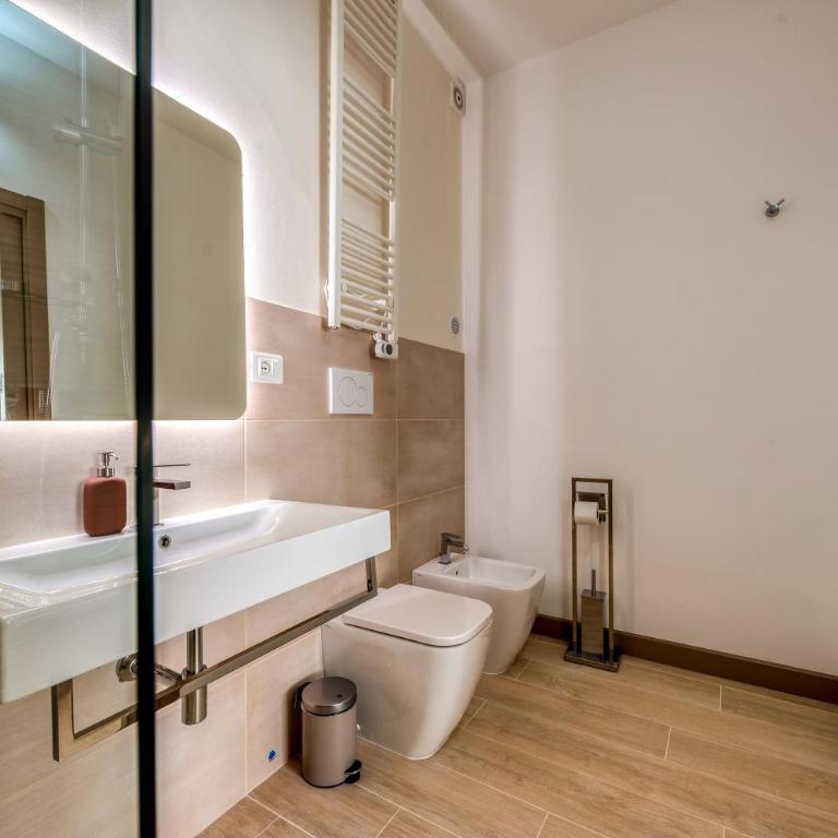 Victoria's Home Lecce - Appartamento Premium con 3 Camere da Letto e Balcone - 15