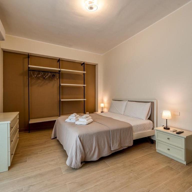 Victoria's Home Lecce - Appartamento Premium con 3 Camere da Letto e Balcone - 18