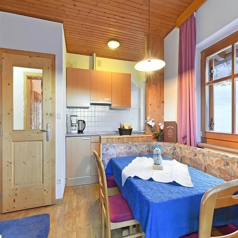 Appartments Radauerhof - Deluxe-Apartment mit 2 Schlafzimmern und Gartenblick - 5