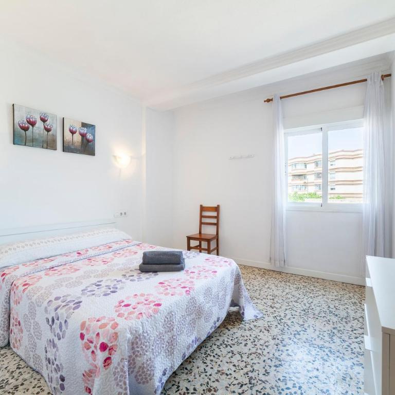 Hostal Moya - Deluxe Double Room with Shower - 1