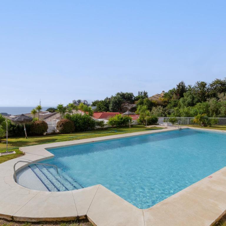 Nice apartment with a sunny terrace - Two-Bedroom Deluxe Apartment with Ocean View - 2