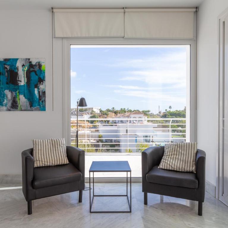 Nice apartment with a sunny terrace - Two-Bedroom Deluxe Apartment with Ocean View - 4