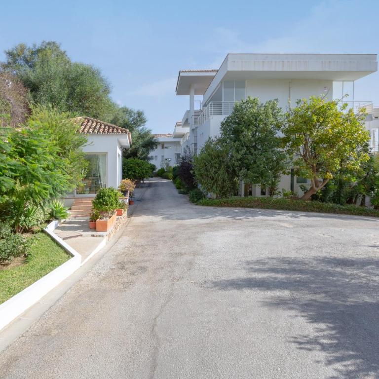Nice apartment with a sunny terrace - Two-Bedroom Deluxe Apartment with Ocean View - 25