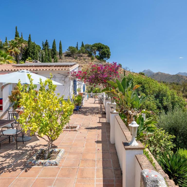 Villa Villena Torrox - Villa con vistas al jardín - 32