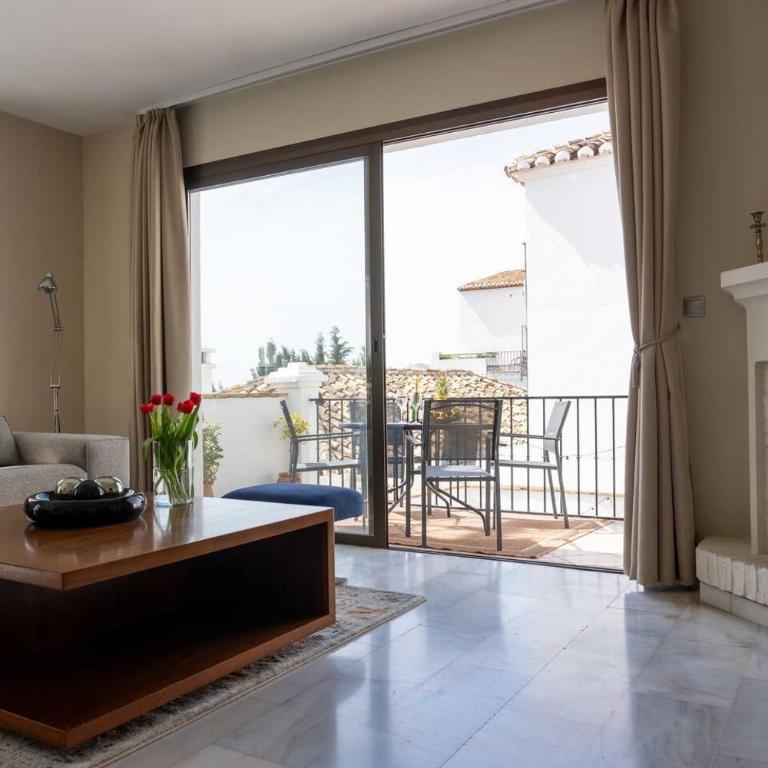Lovely Pueblo House with Pool & Sea Views Mijas - Habitación Individual - 10