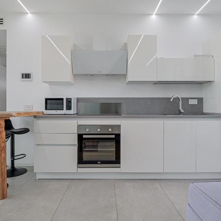 Pascoli Suite - by And Service - Appartamento Superior con 1 Camera da Letto e Balcone - 6