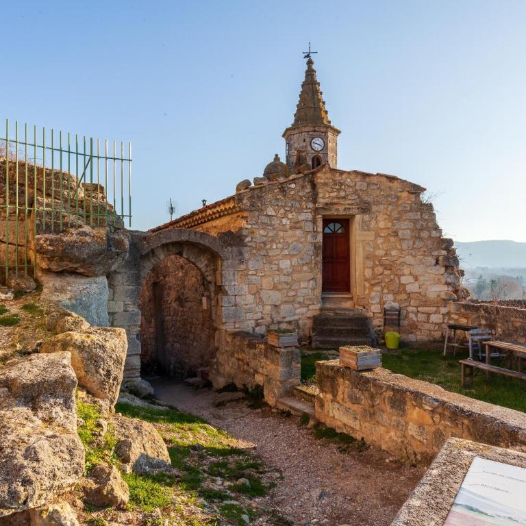 Gîte Durance Mallemort - Appartement Supérieur - Vue sur Ville - 25