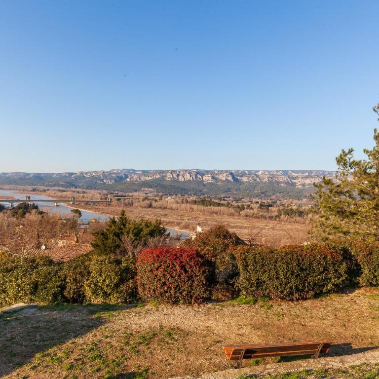 Gîte Durance Mallemort - Appartement Supérieur - Vue sur Ville - 3