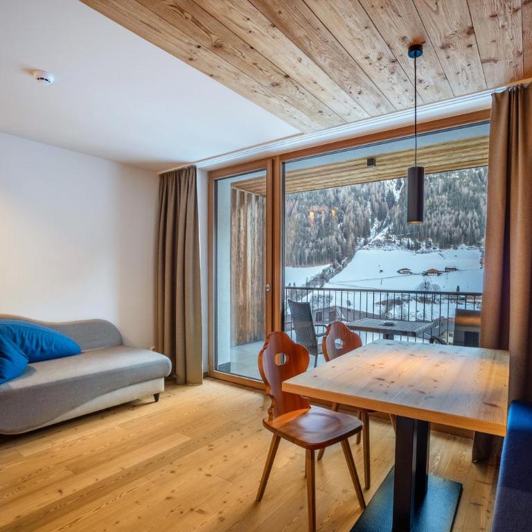 Stoana Apt 3-6 - Deluxe-Apartment mit 2 Schlafzimmern und Gartenblick - 10