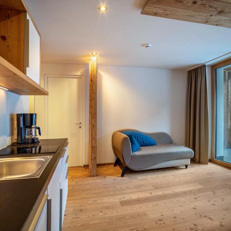 Stoana Apt 3-6 - Deluxe-Apartment mit 2 Schlafzimmern und Gartenblick - 8