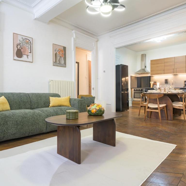 La petite Élégance - Centre-ville, Standing & Balcon - Appartement 2 Chambres - 3