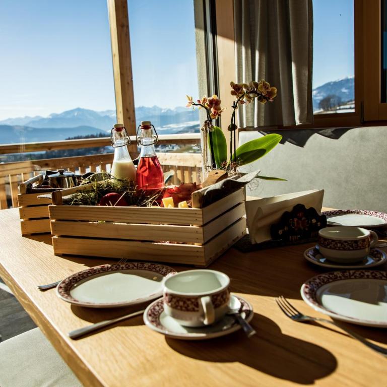 Kieserhof Apartment Alm - Two-Bedroom Deluxe Apartment with Garden View - 18