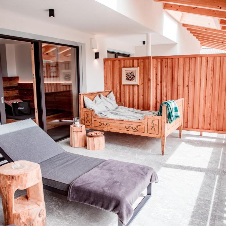 Kieserhof Apartment Alm - Two-Bedroom Deluxe Apartment with Garden View - 29