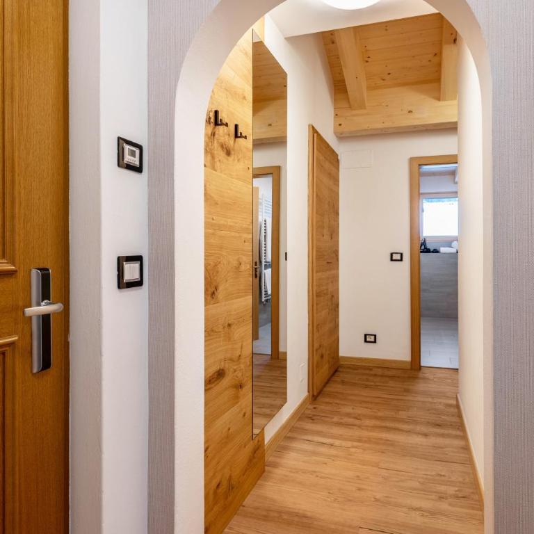 Kamerloy Apartments F - Appartamento Deluxe con 2 Camere da Letto e Vista Giardino - 16