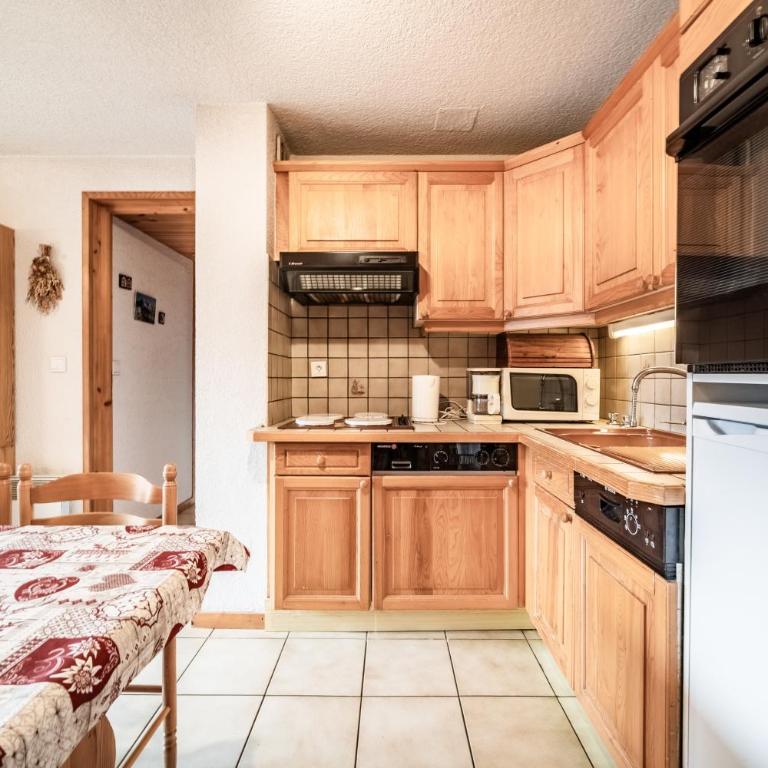 Appartement Edelweiss - 7 personnes - Apartamento Deluxe de 2 dormitorios con vistas al jardín - 6