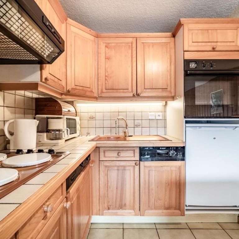 Appartement Edelweiss - 7 personnes - Apartamento Deluxe de 2 dormitorios con vistas al jardín - 5