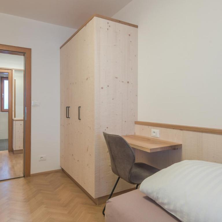 Apt Emil - Haus Kostner - Deluxe Apartment mit Balkon und 2 Schlafzimmern - 14