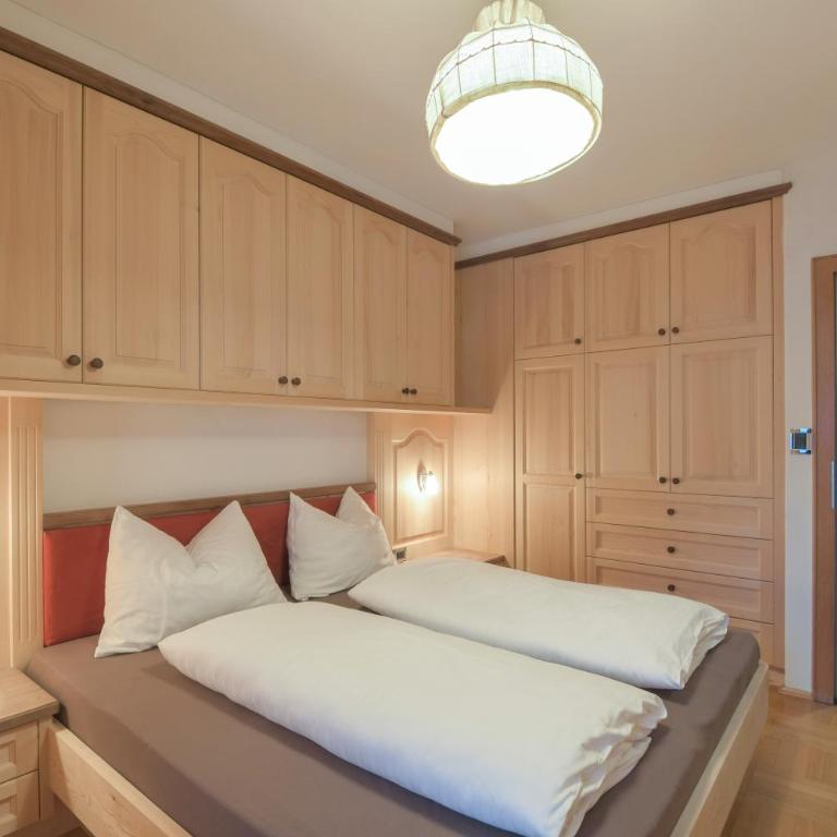 Apt Emil - Haus Kostner - Deluxe Apartment mit Balkon und 2 Schlafzimmern - 8