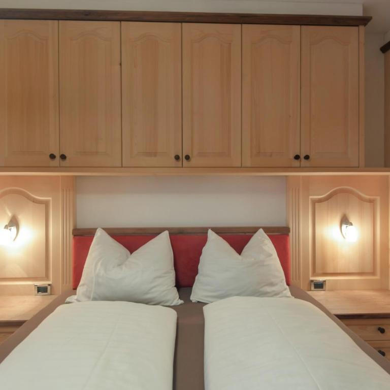 Apt Emil - Haus Kostner - Deluxe Apartment mit Balkon und 2 Schlafzimmern - 9