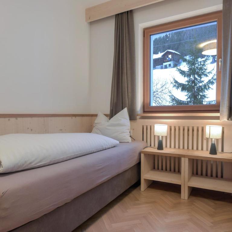 Apt Emil - Haus Kostner - Deluxe Apartment mit Balkon und 2 Schlafzimmern - 12