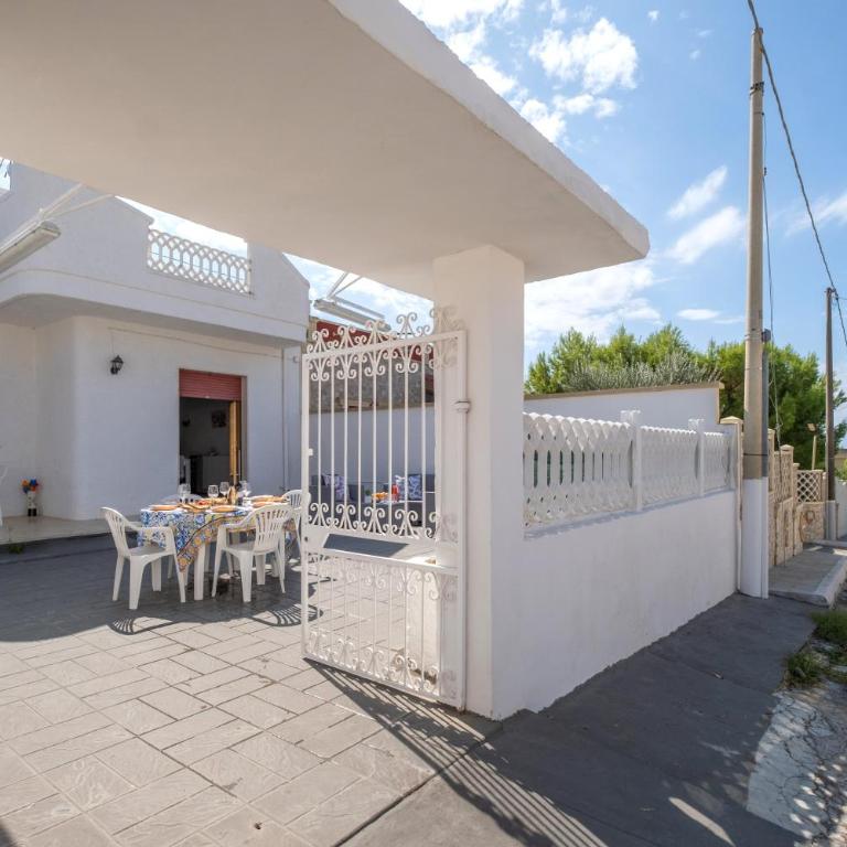 Villa Heart Island Vista Mare - Three-Bedroom House - 23