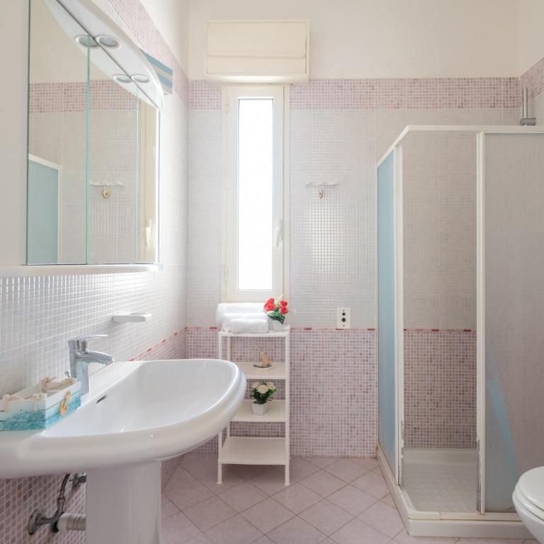 Villa Heart Island Vista Mare - Three-Bedroom House - 15