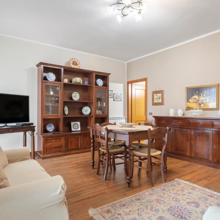 Gmg - Mondello House - Two-Bedroom House - 4