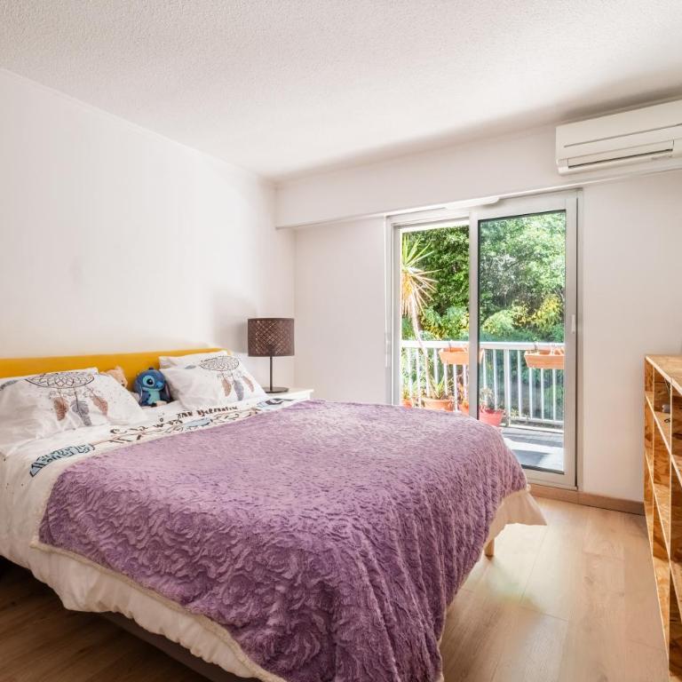 Spacieux Appart en rez de jardin - Appartement 3 Chambres Premium avec Balcon - 13