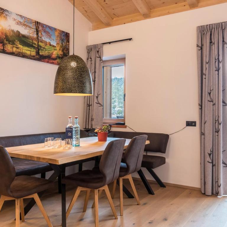 Schartneralm Kiefer Family - Deluxe-Apartment mit 2 Schlafzimmern und Gartenblick - 12
