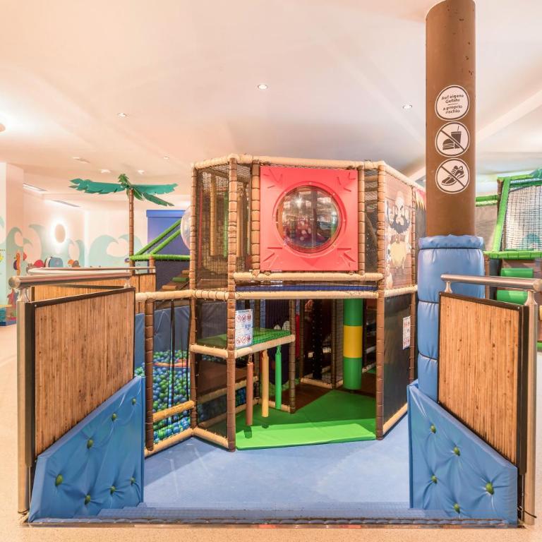 Schartneralm Kiefer Family - Deluxe-Apartment mit 2 Schlafzimmern und Gartenblick - 4