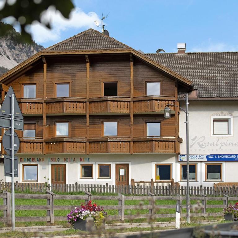 Rosalpina Apt 4 - Appartamento Deluxe con 2 Camere da Letto e Balcone - 21