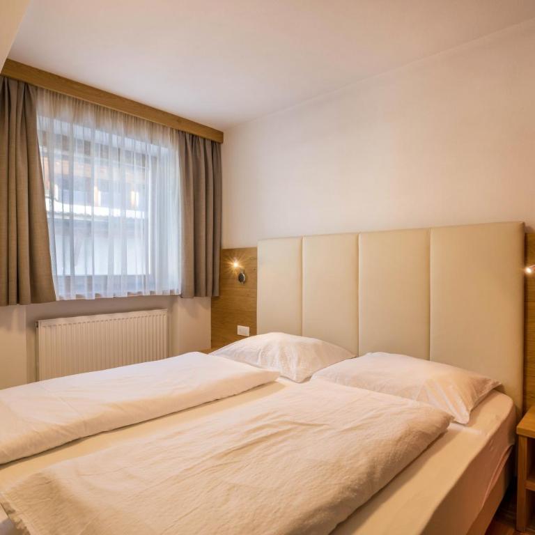 Rosalpina Apt 4 - Appartamento Deluxe con 2 Camere da Letto e Balcone - 12