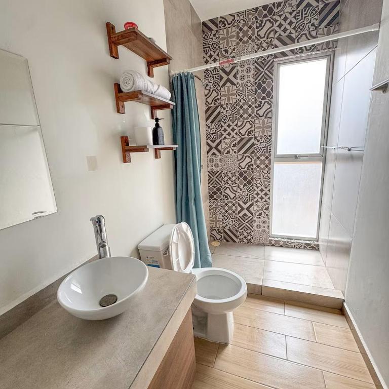 Casa Sto Domingo terraza PB 3KM del centro - Apartamento de 2 dormitorios con terraza - 1
