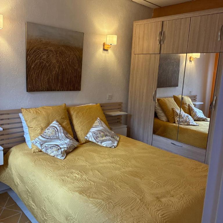 La Palmeraie 300m plage, calme - Two-Bedroom Deluxe Apartment with Garden View - 13