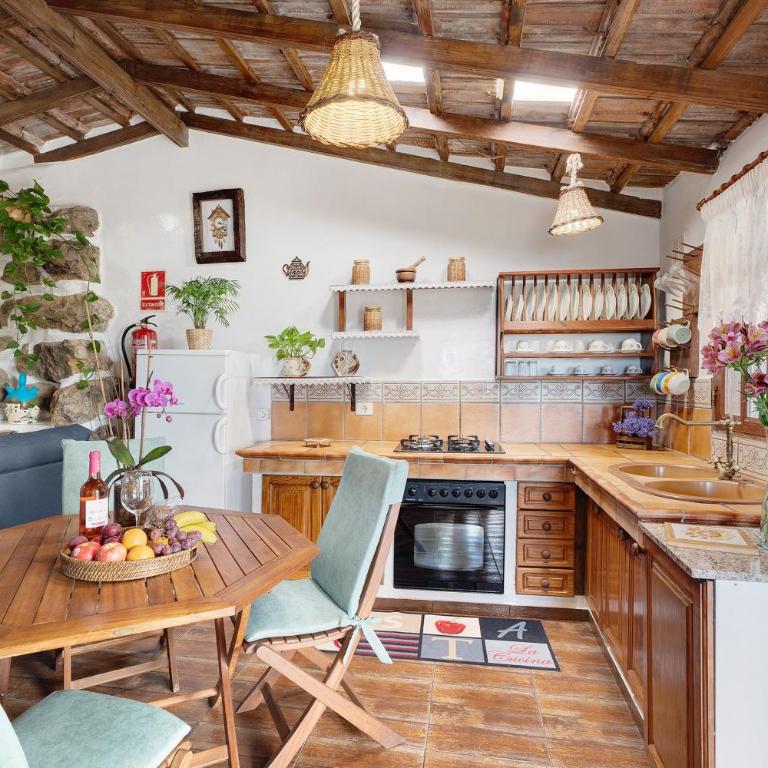 Casa Rosalía - Habitación Cuádruple con ducha - 5