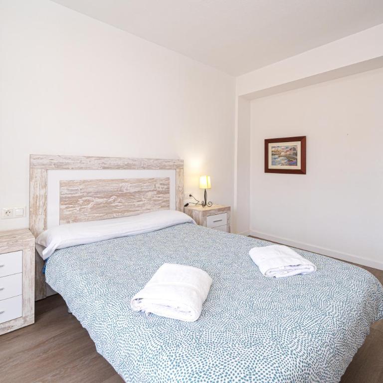 Ideal en Villajoyosa - Three-Bedroom Premium Apartment with Balcony - 10