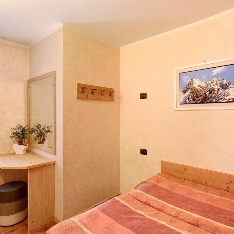 Residence Attila Giardino - Appartamento Deluxe con 2 Camere da Letto e Vista Giardino - 14