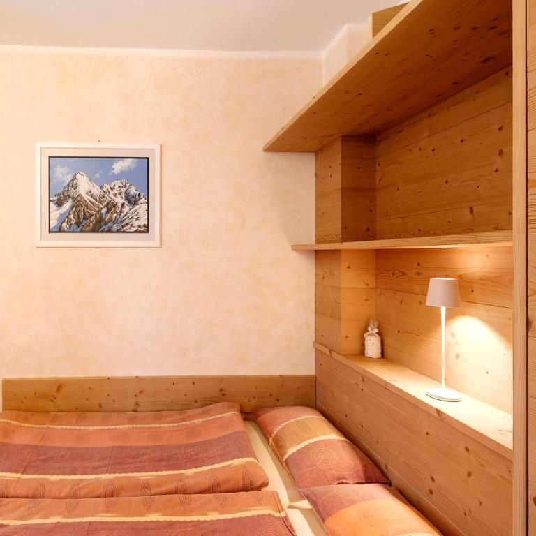Residence Attila Giardino - Appartamento Deluxe con 2 Camere da Letto e Vista Giardino - 13