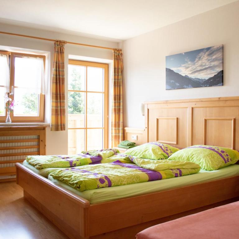 Ferienwohnungen Krapfenalm - Deluxe Apartment mit Balkon und 2 Schlafzimmern - 3