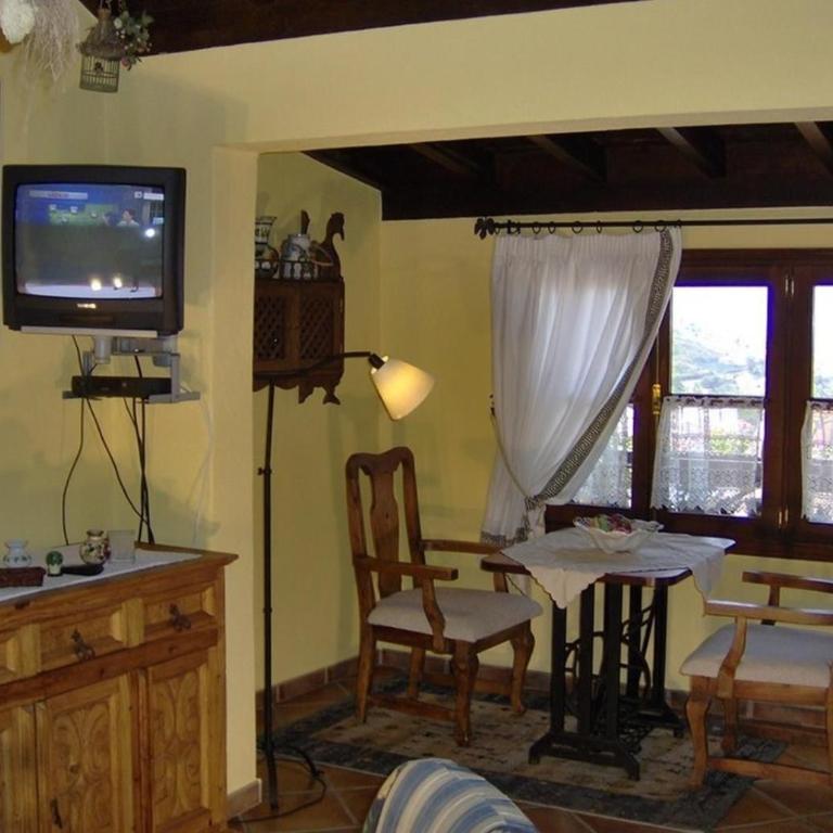 Aptos Monasterio de San Antonio 4 - Apartamento Superior de 1 dormitorio con balcón - 4
